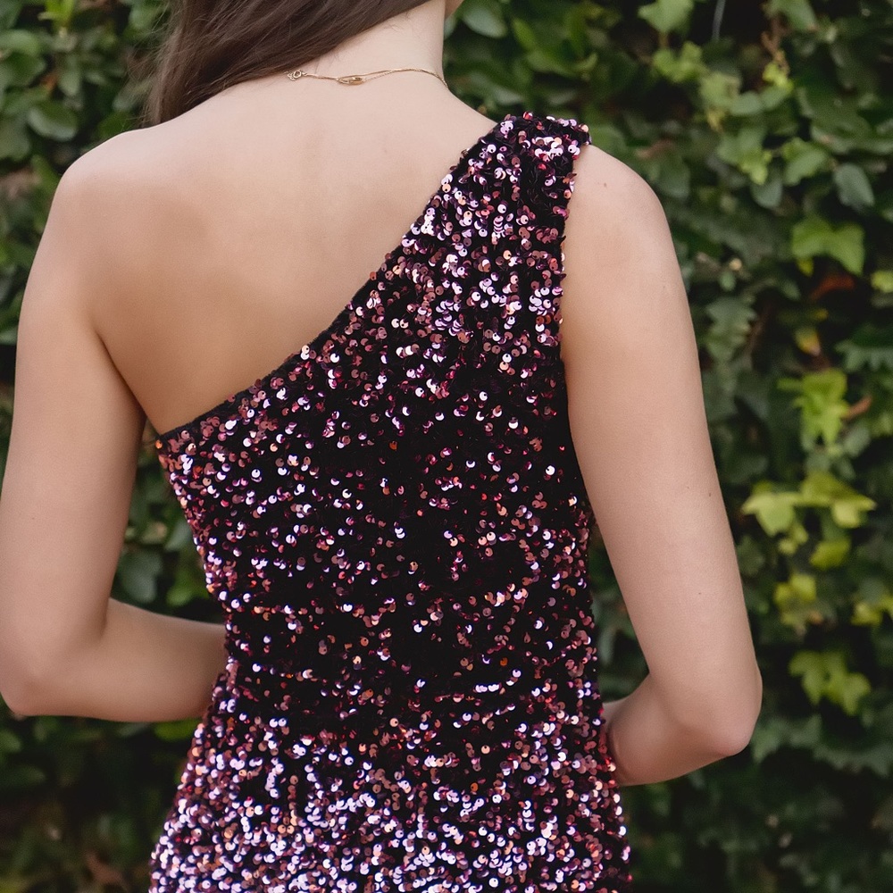 NEVER WORN! Pink all over sequins one shoulder bodycon dress